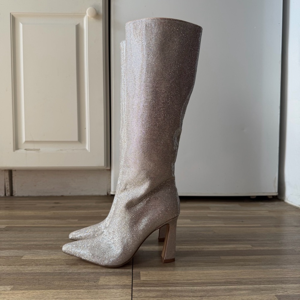 Steve Madden SHAYNA-R rhinestone pull-on knee-high boots, women’s size 6